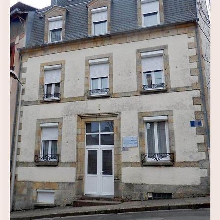 Le Nid Douillet Boheme Linge Fourni Apartment La Bourboule Exterior photo